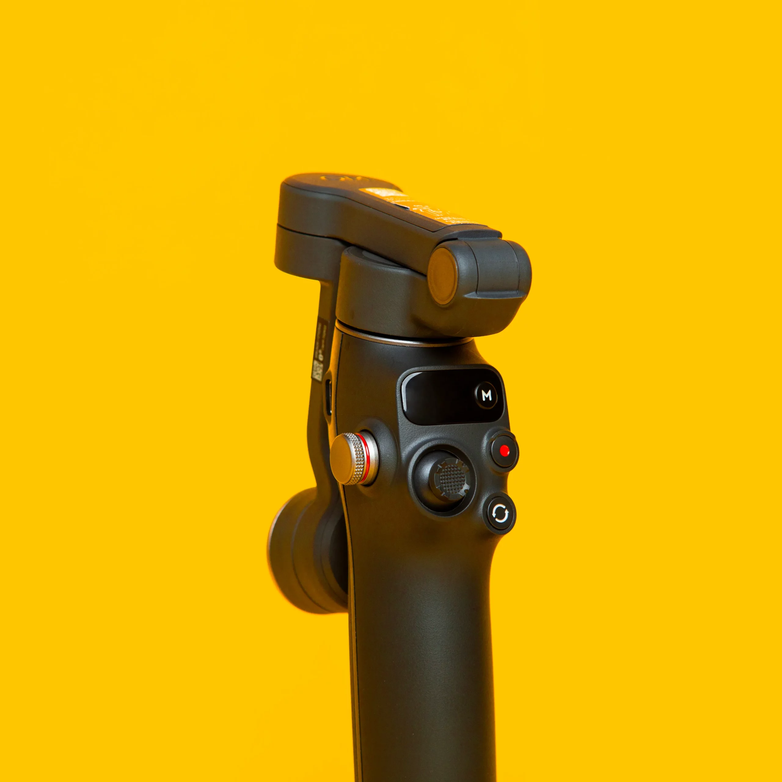 گیمبال DJI OSMO MOBILE 7P از نمای نزدیک