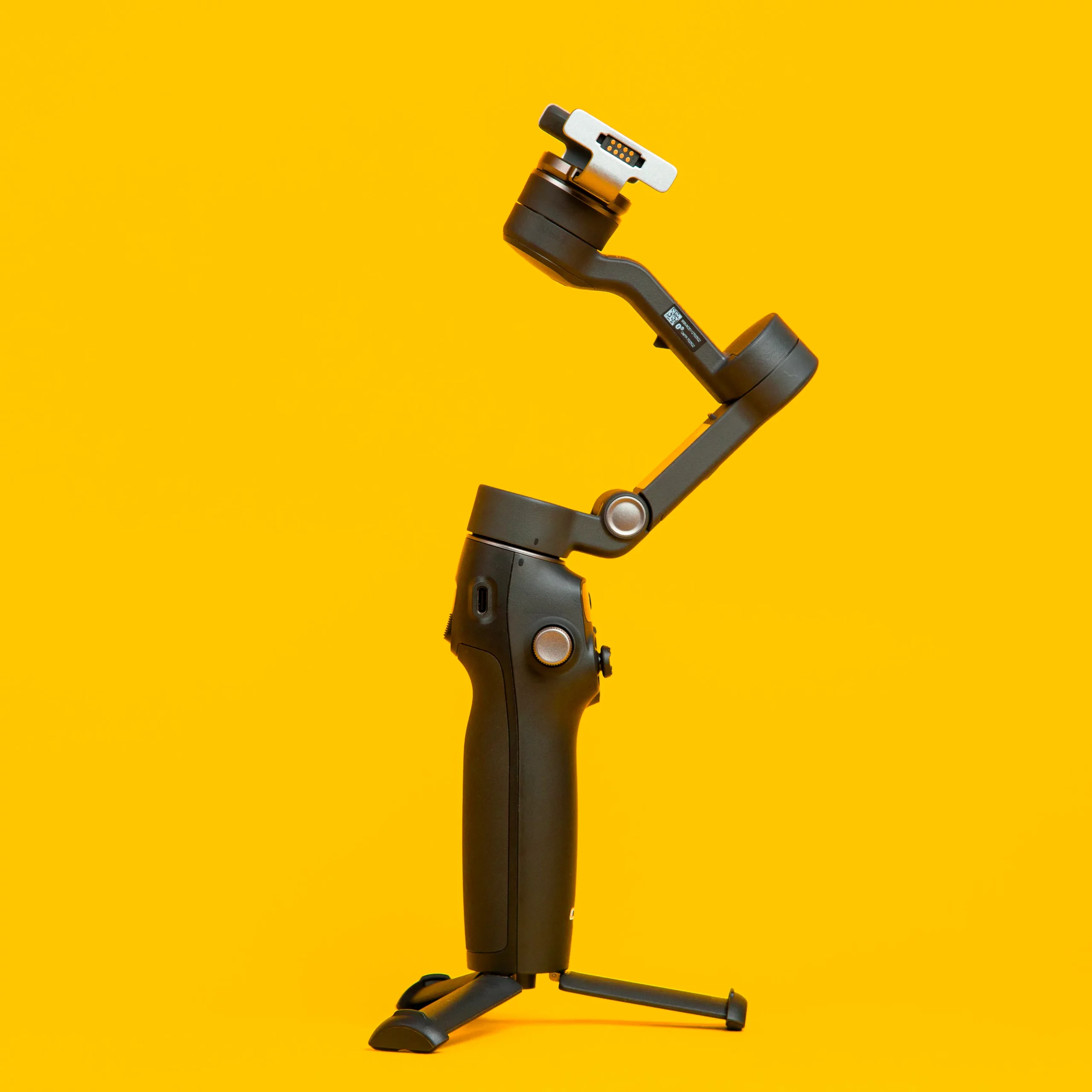 گیمبال DJI OSMO MOBILE 7P باز شده