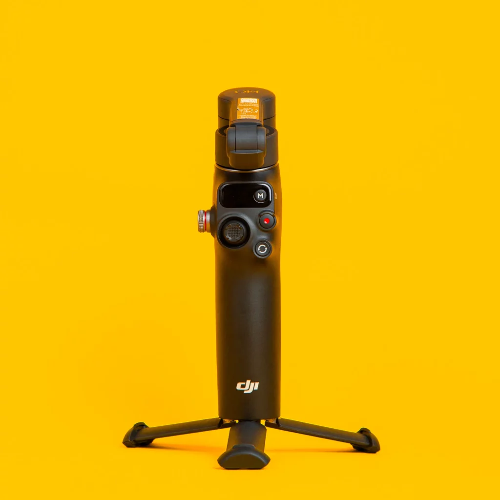 گیمبال DJI OSMO MOBILE 7P بسته از نمای پشت